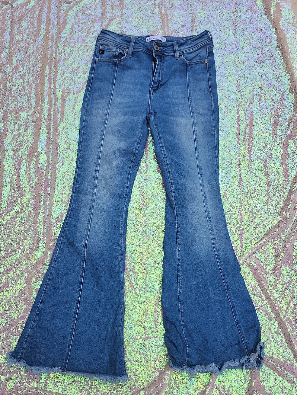 KanCan Bell Bottom Jeans 27! Cute!